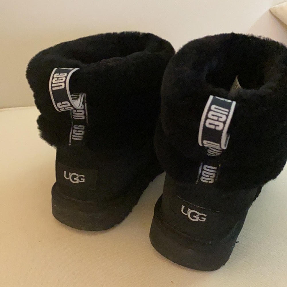 Ugg fluff mini